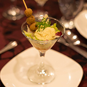 Ensalada de mermelada de tomate con espuma de coliflor